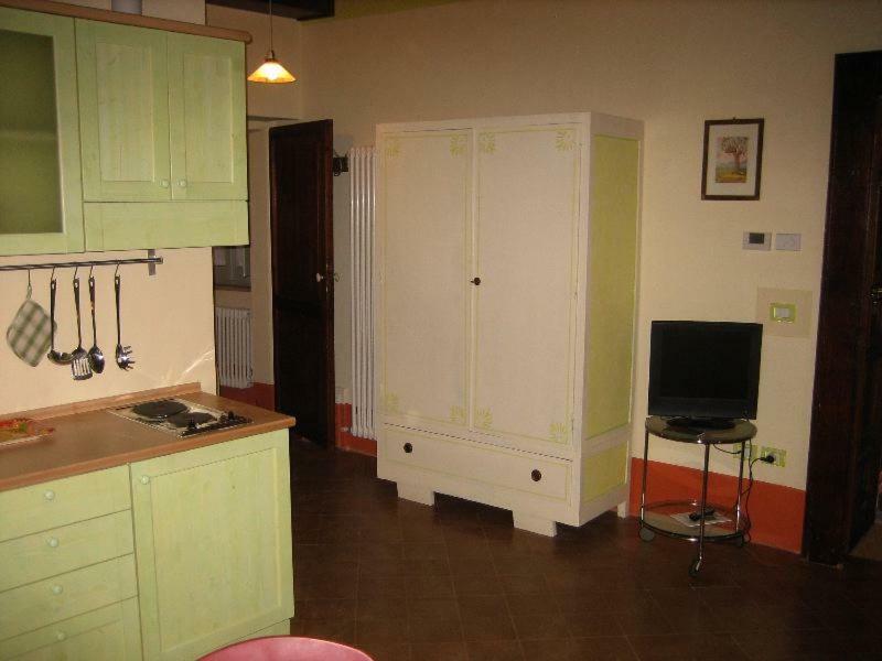 קאלי Bed & Breakfast Del Teatro מראה חיצוני תמונה