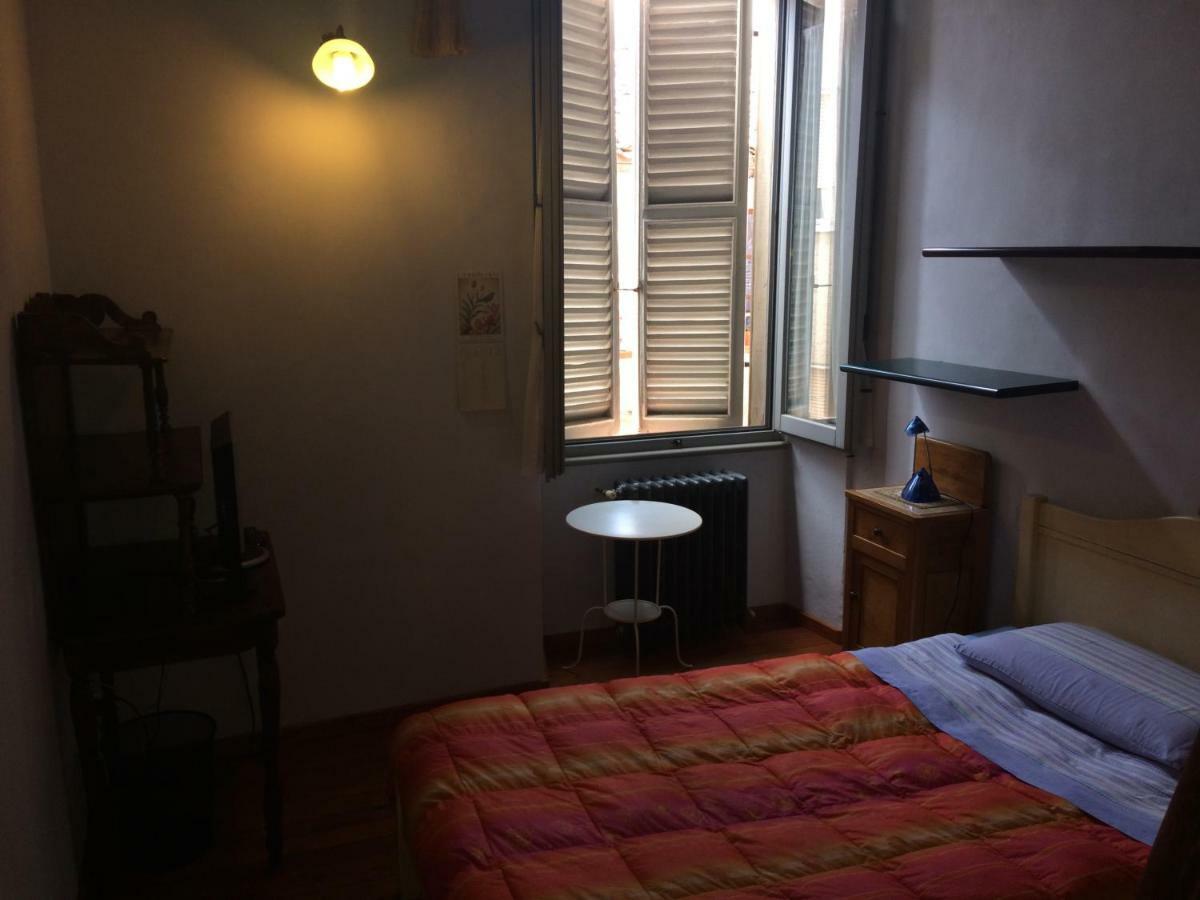 קאלי Bed & Breakfast Del Teatro מראה חיצוני תמונה